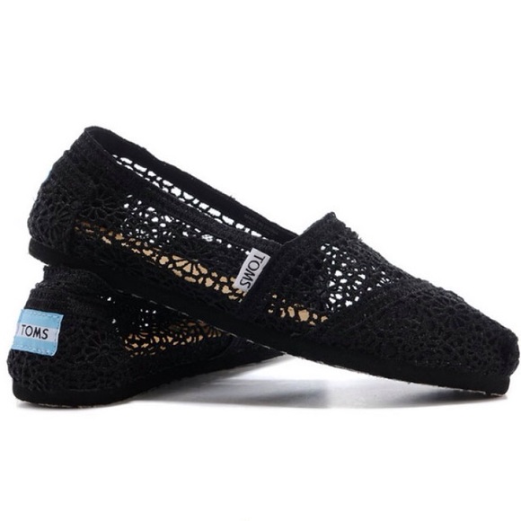 Toms Classic Crochet Slip-On Flat - Picture 6 of 14
